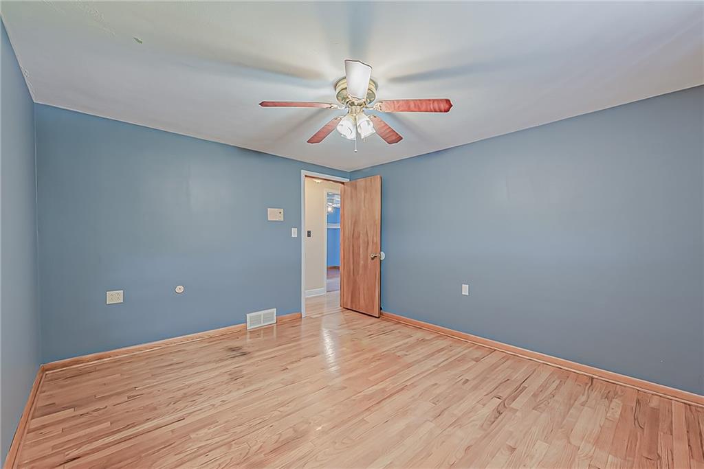 220 Thorne Road Washington, PA 15301 - Photo 13 of 25 Gallery Image 13