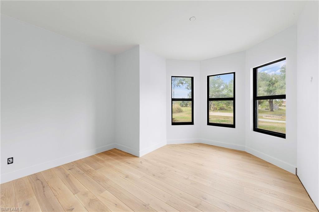 5461 Park Road Fort Myers, FL 33908 - Photo 25 of 41 an empty room with windows