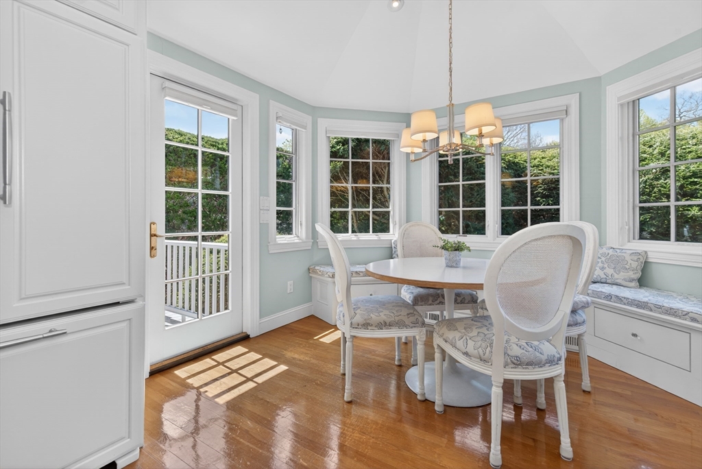 16 Lancaster Road Newton, MA 02458 - Photo 10 of 24