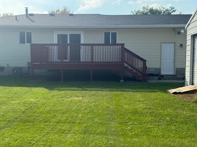 $215,000 | 261 15th Lane Northeast, Benson, MN 56215