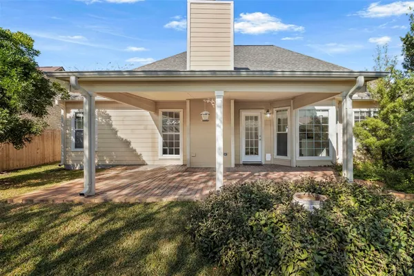 front view of house with a yard