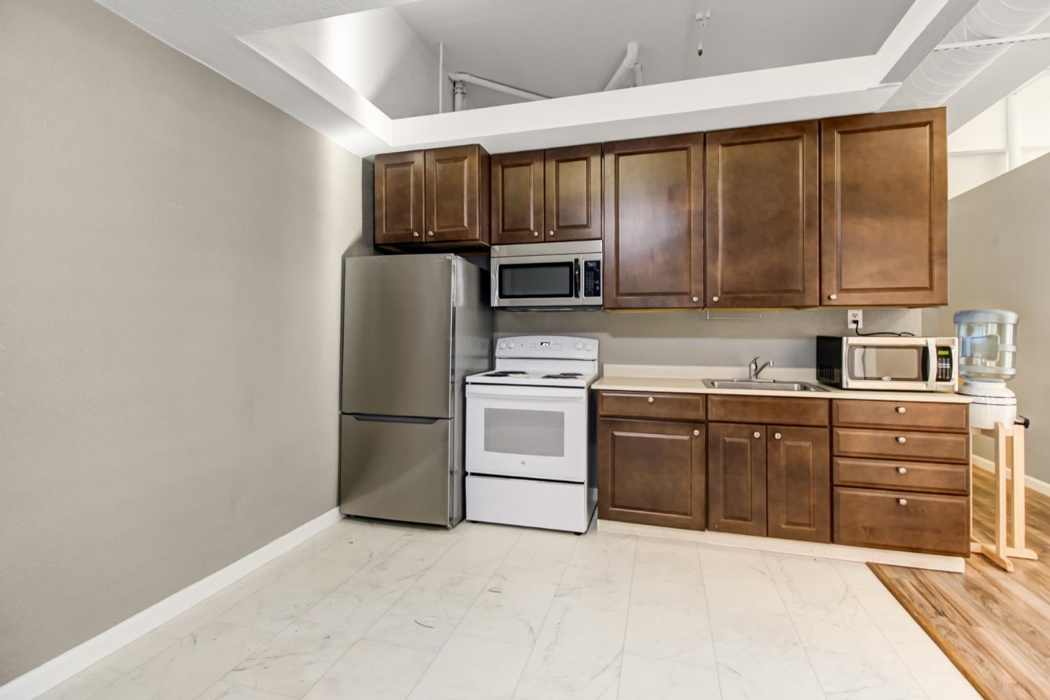 30640 County Road 86 Winters, CA 95694 - Photo 33 of 87 ADU Kitchen