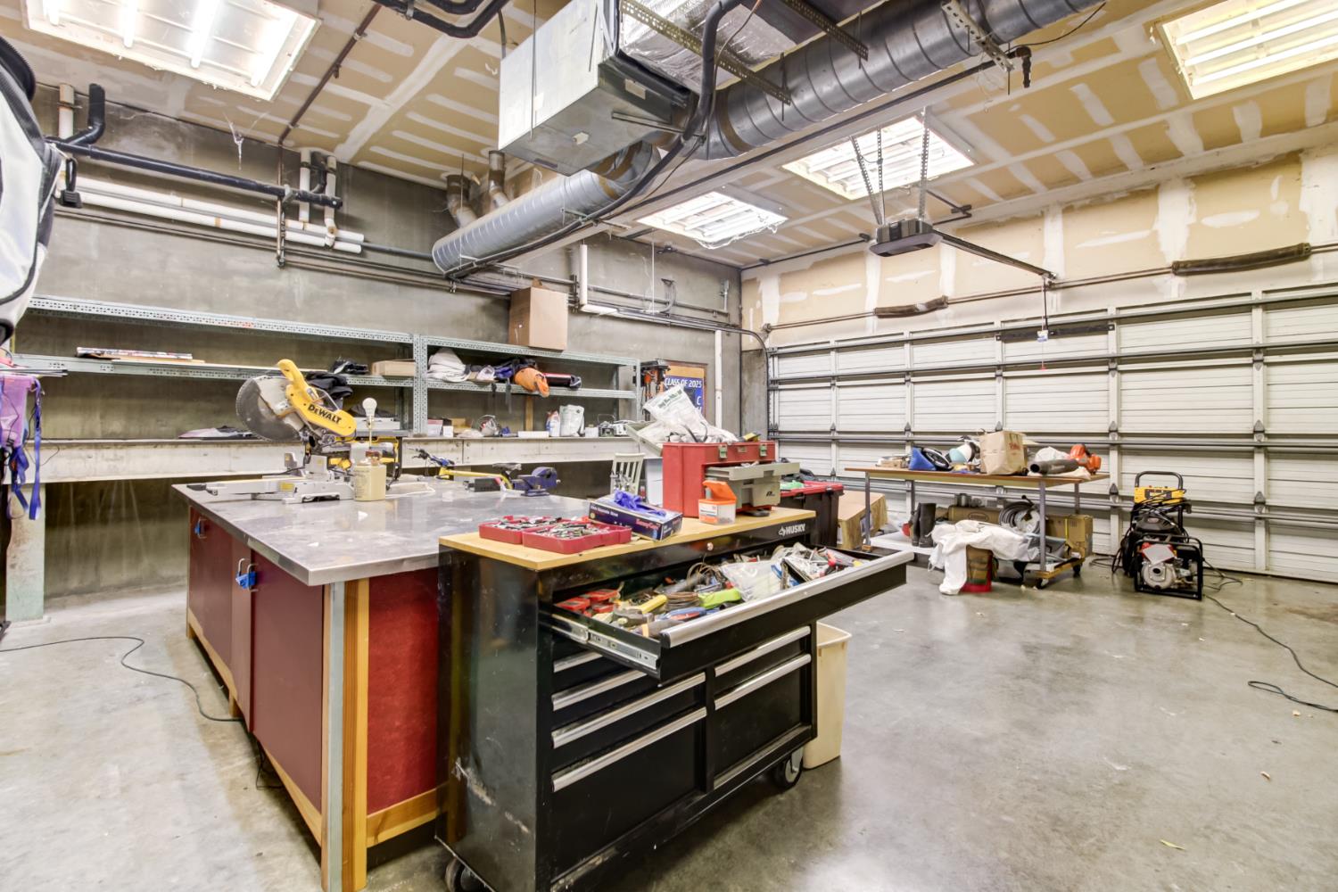 30640 County Road 86 Winters, CA 95694 - Photo 50 of 87 a utility room with appliances and a kitchen