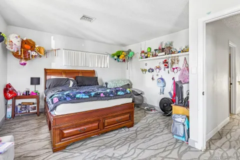 $1,378,400 | 2539 Galveston Street, San Diego, CA 92110