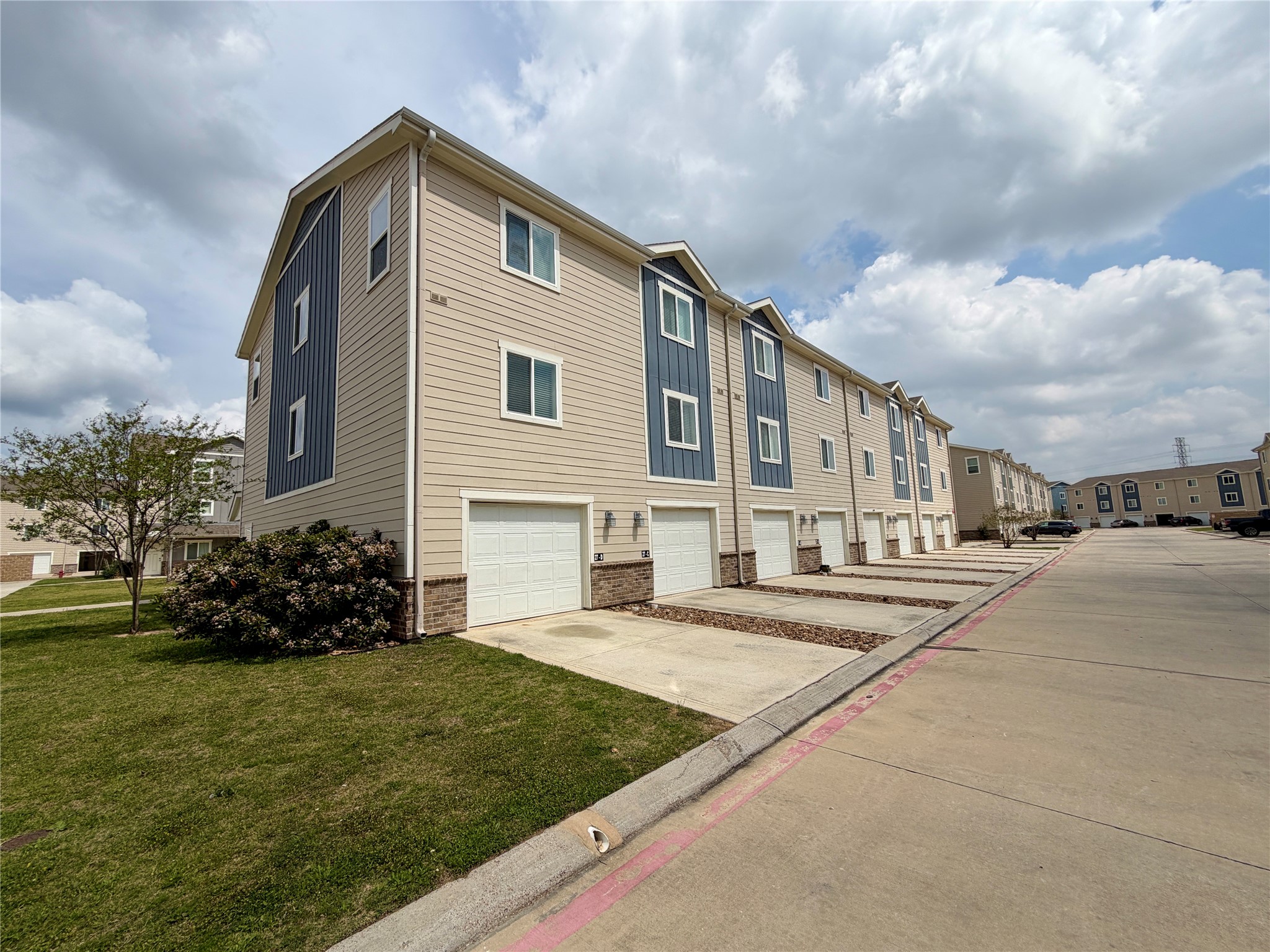 21155 Gosling Road, Unit 27B Spring, TX 77388 - Photo 17 of 18