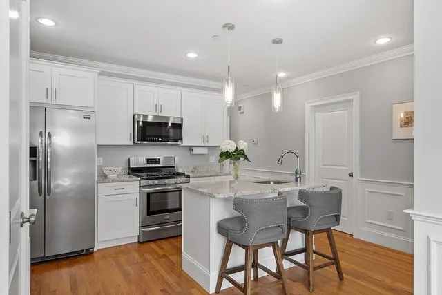 $684,900 | 41 Washington Street, Unit B, Newburyport, MA 01950