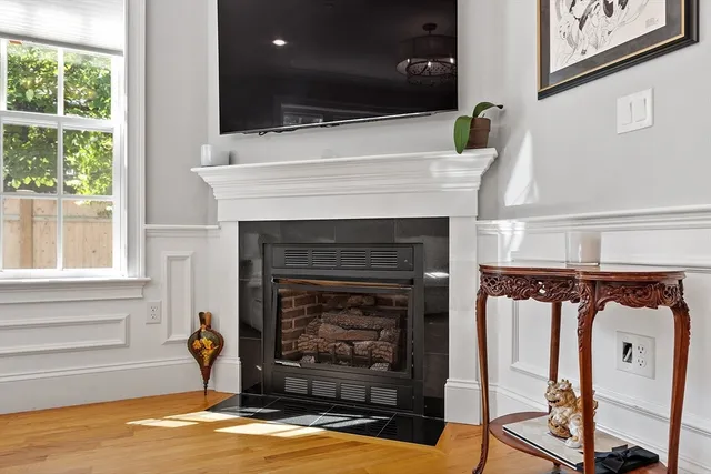 $684,900 | 41 Washington Street, Unit B, Newburyport, MA 01950