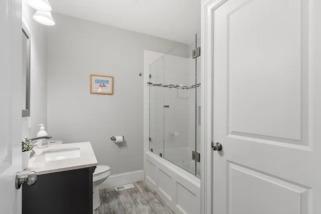 $684,900 | 41 Washington Street, Unit B, Newburyport, MA 01950