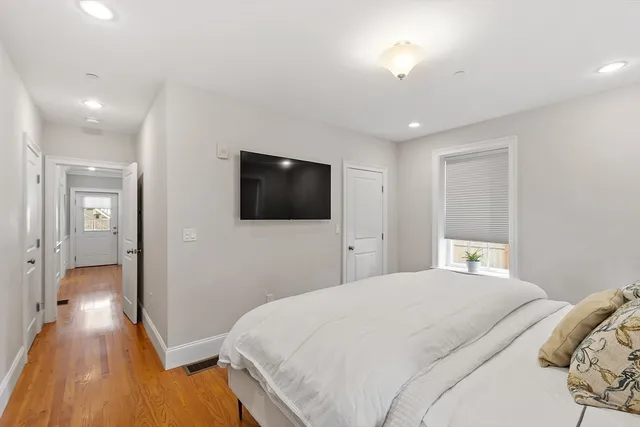 $684,900 | 41 Washington Street, Unit B, Newburyport, MA 01950