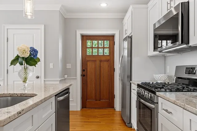 $684,900 | 41 Washington Street, Unit B, Newburyport, MA 01950