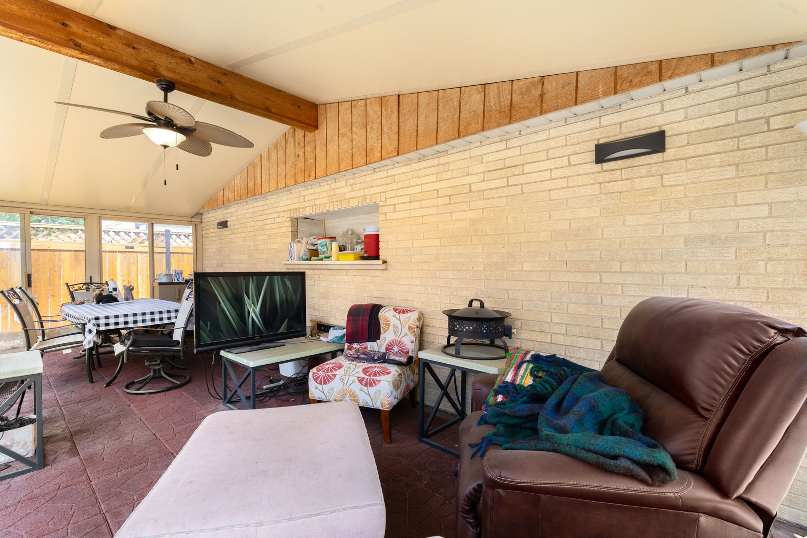3807 Scoville Avenue Berwyn, IL 60402 - Photo 16 of 17 a outdoor living space with furniture