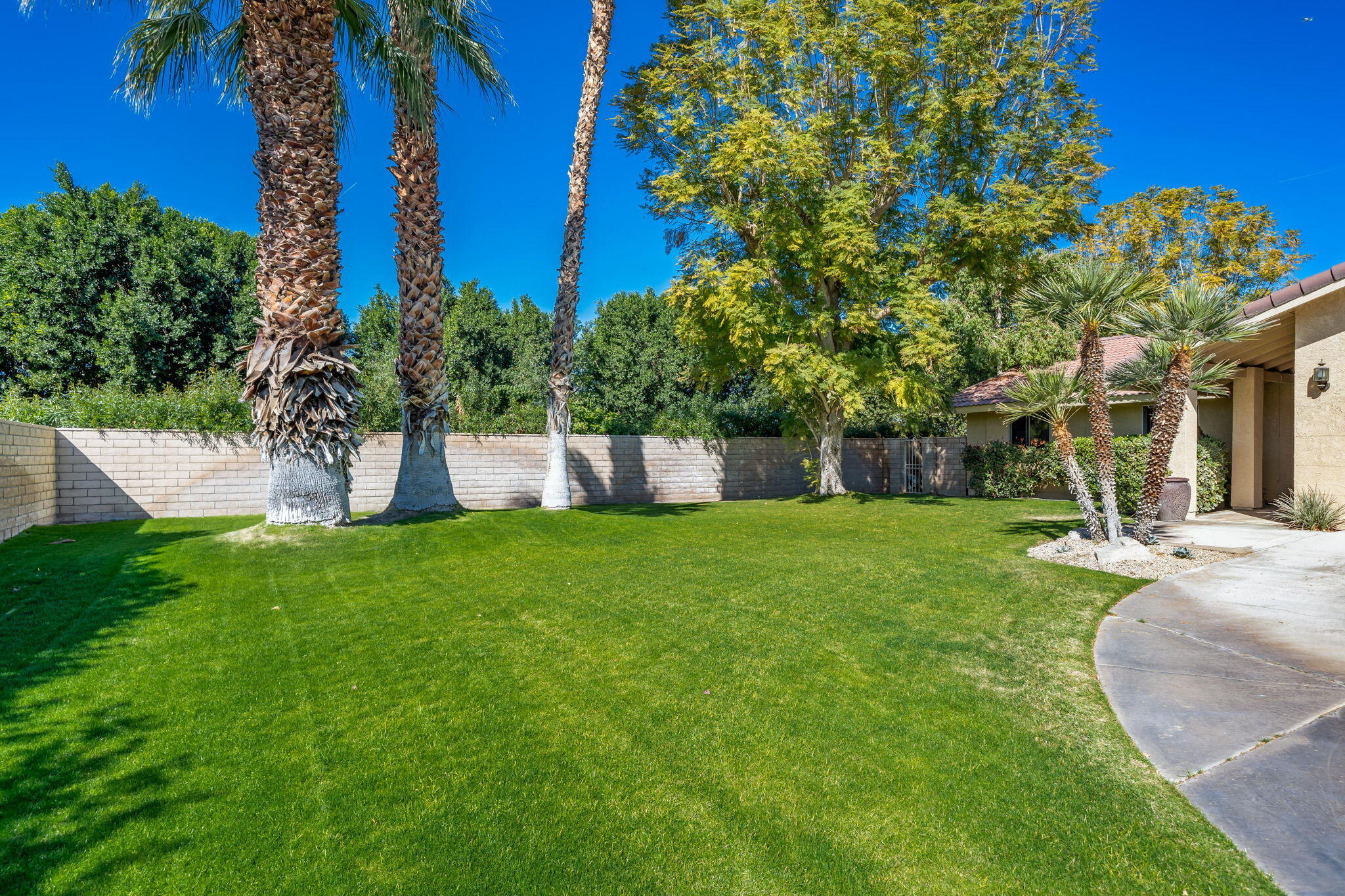 78380 Hope Bay Road Bermuda Dunes, CA 92203 - Photo 7 of 30 8-web-or-mls-FREHope0321_008
