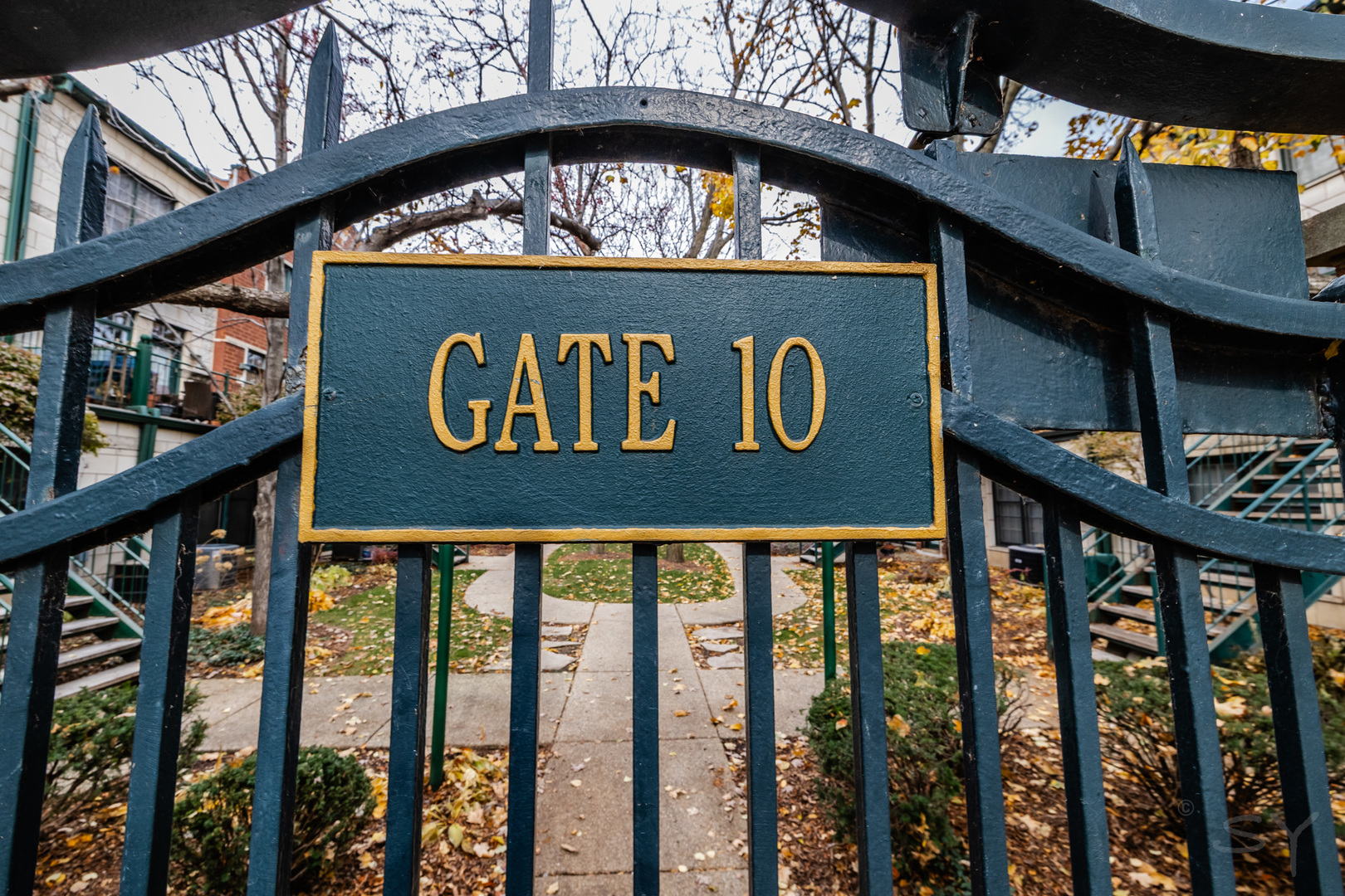 1812 South Federal Street, Unit 16 Chicago, IL 60616 - Photo 3 of 32 a close up of a street sign