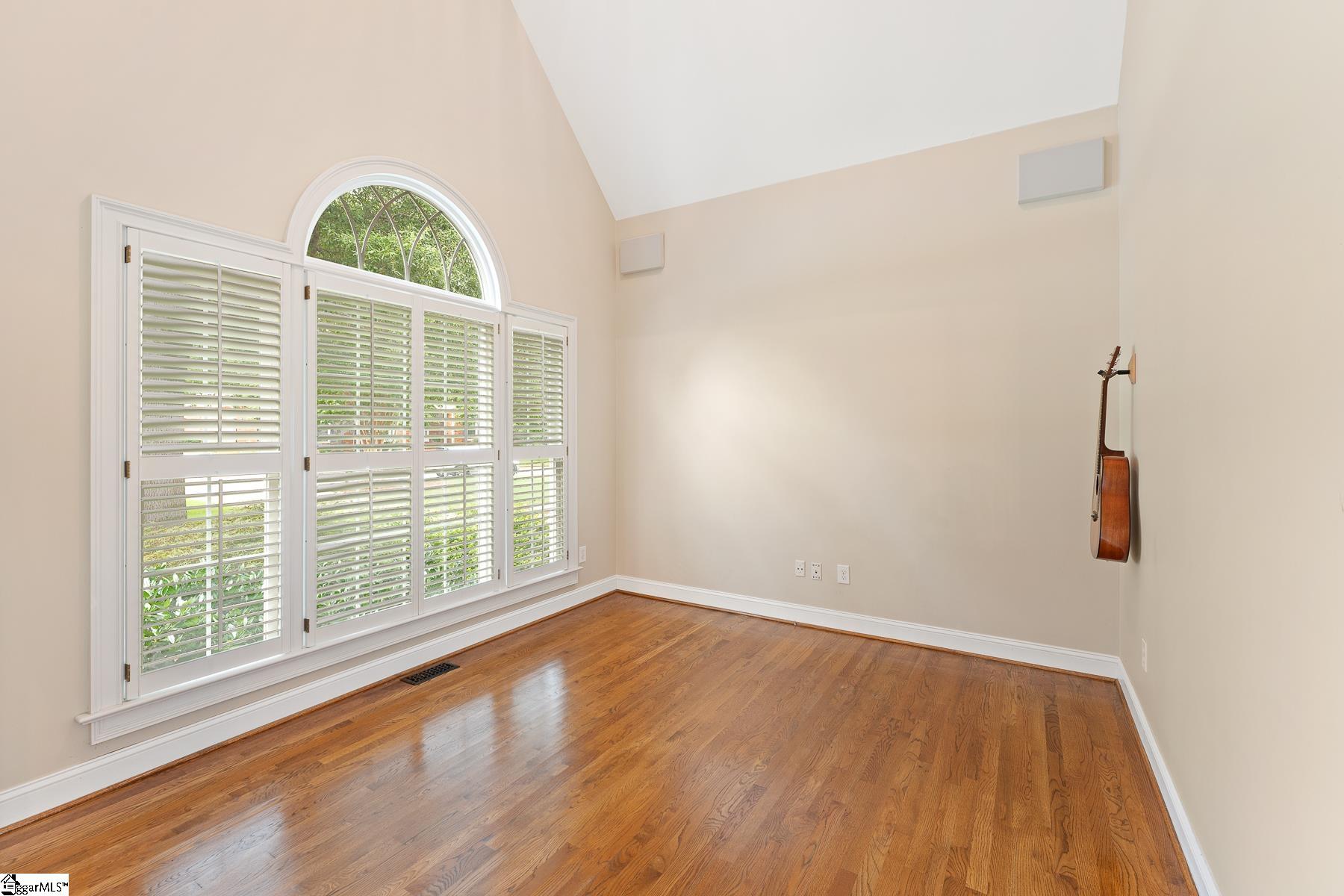 9 Lauriston Place Greer, SC 29650 - Photo 8 of 36 Gallery Image 8