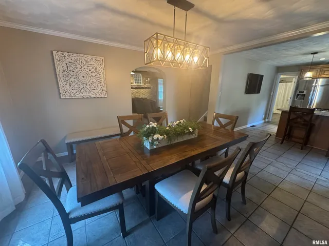 $275,000 | 115 North Harrison Street, Centralia, IL 62801