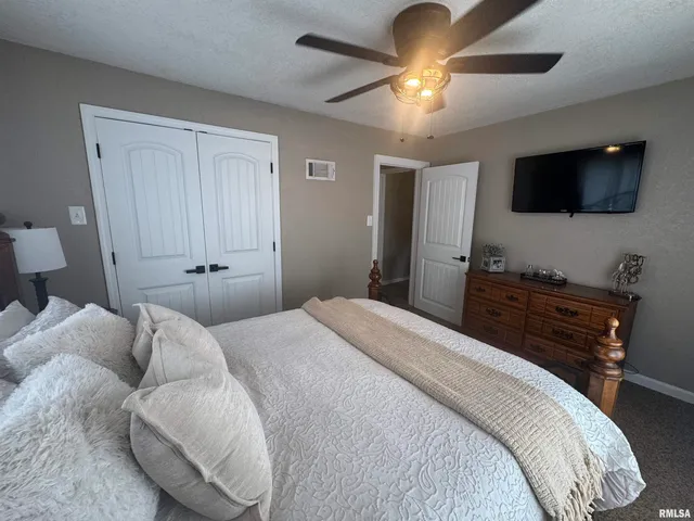 $275,000 | 115 North Harrison Street, Centralia, IL 62801