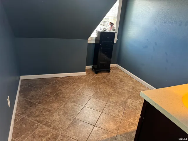 $275,000 | 115 North Harrison Street, Centralia, IL 62801