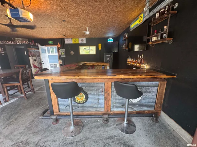 $275,000 | 115 North Harrison Street, Centralia, IL 62801