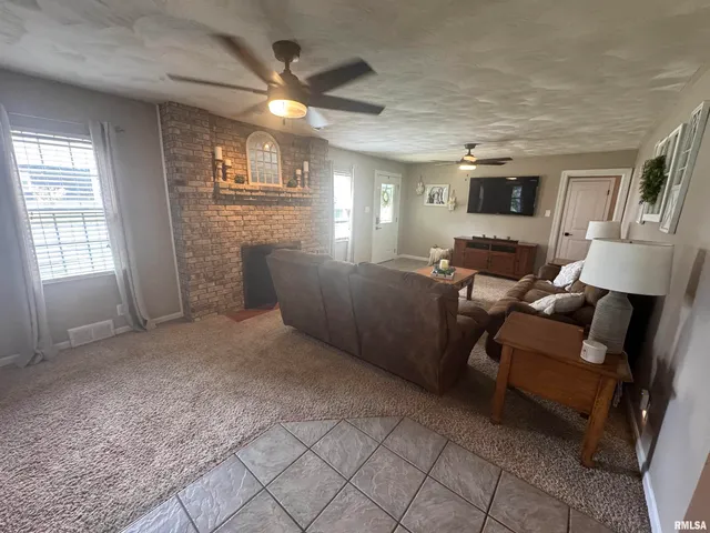 $275,000 | 115 North Harrison Street, Centralia, IL 62801