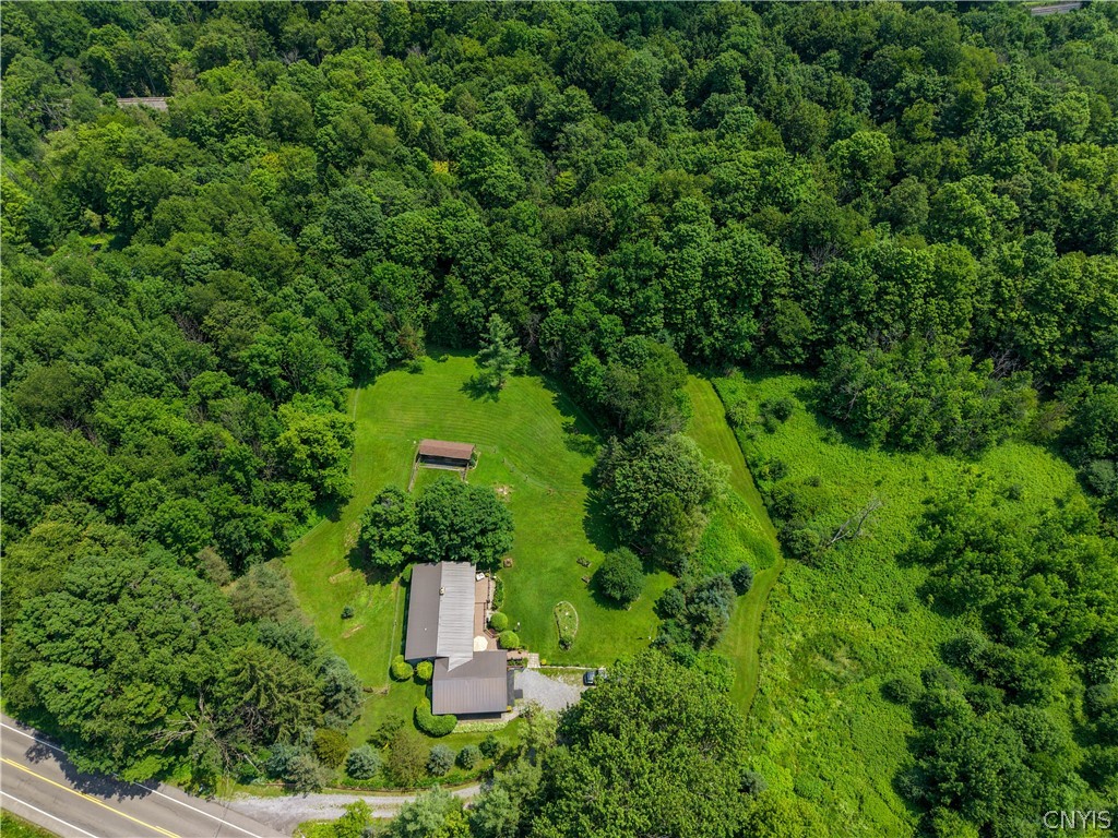 1332 Apulia Road Fabius, NY 13084 - Photo 3 of 38