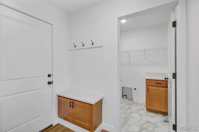 $387,500 | 206 Wrigley Field Drive, Bethalto, IL 62010