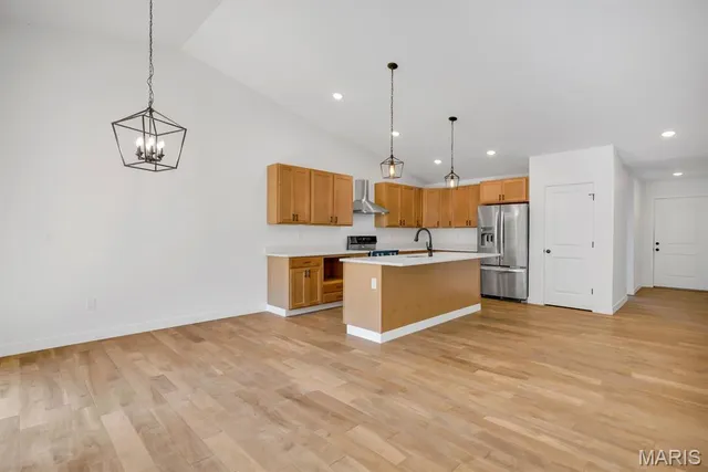 $387,500 | 206 Wrigley Field Drive, Bethalto, IL 62010