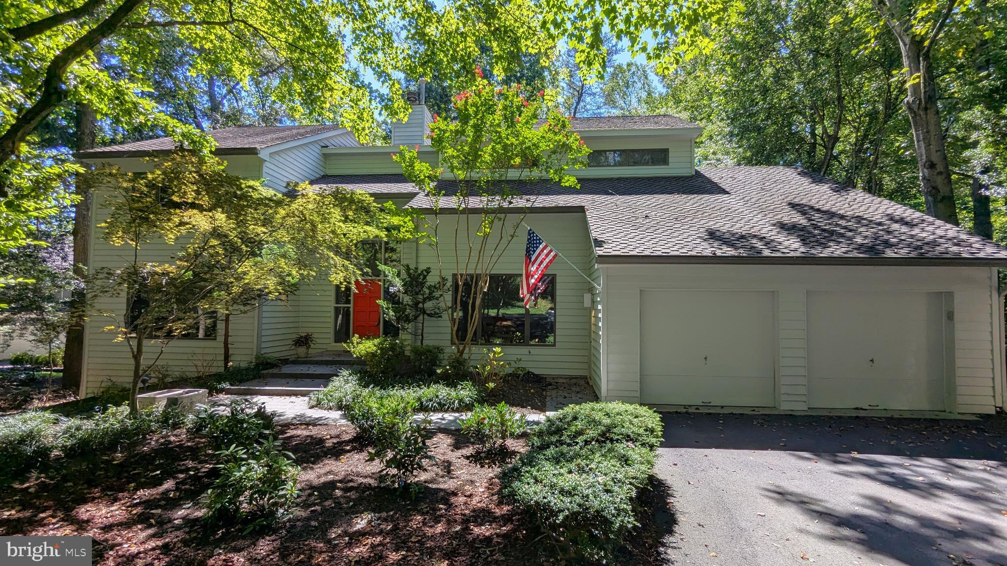 11577 Lake Newport Road Reston, VA 20194 - Photo 1 of 88