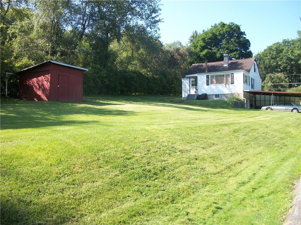 209 Palmer Road Plum, PA 15239 - Photo 2 of 10