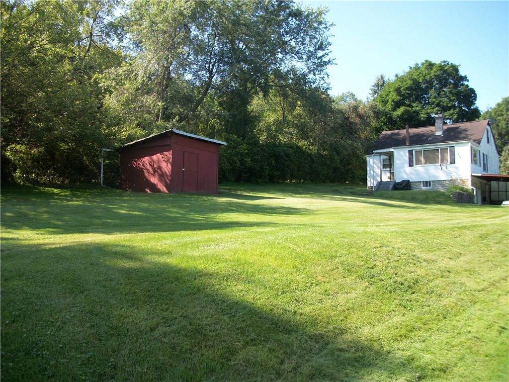 209 Palmer Road Plum, PA 15239 - Photo 3 of 10