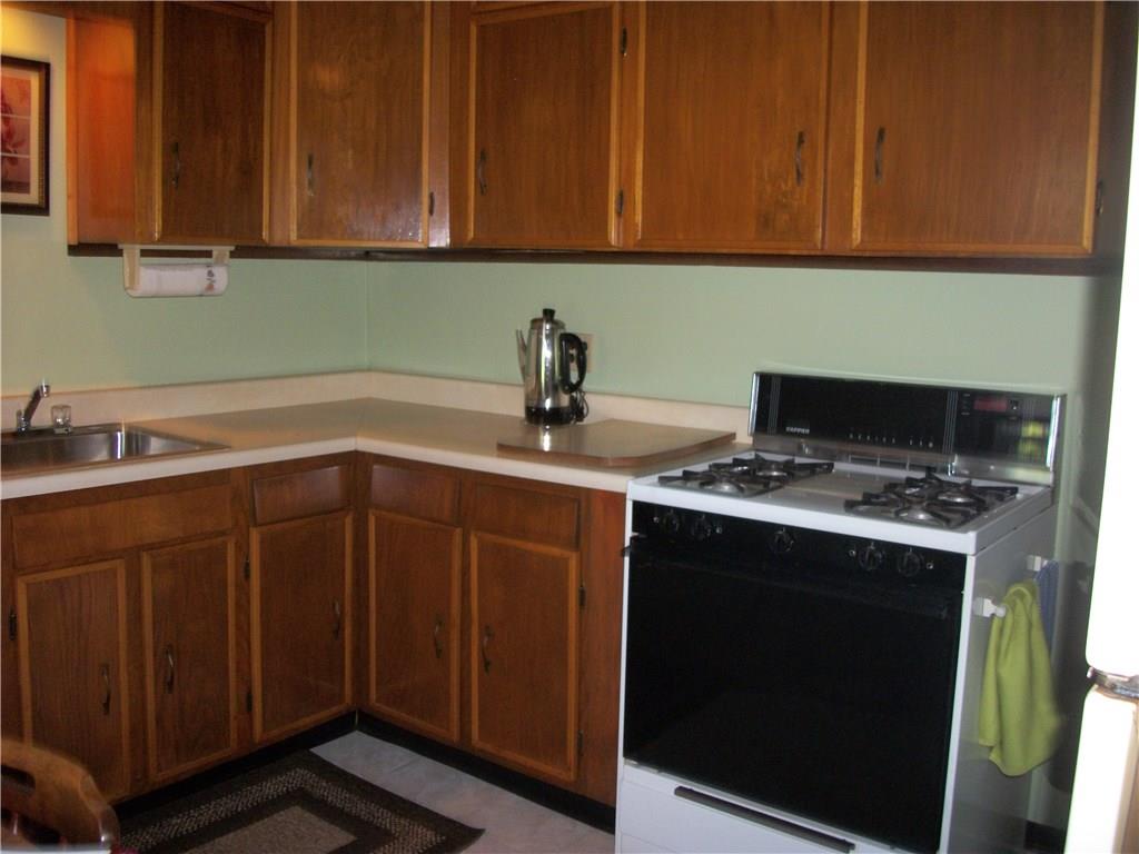 209 Palmer Road Plum, PA 15239 - Photo 9 of 10