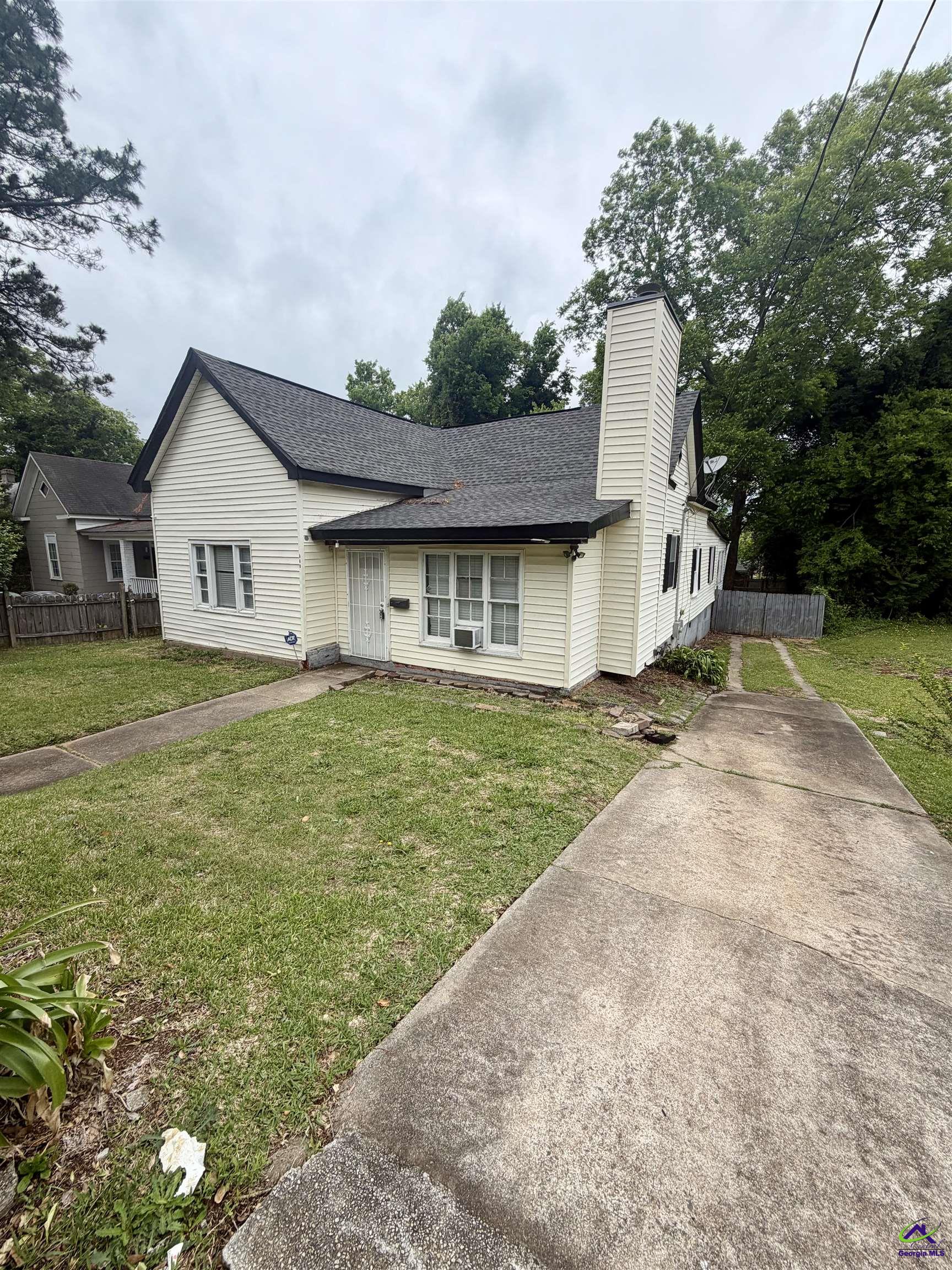 666 Woolfolk Street Macon, GA 31217 - Photo 2 of 60 Gallery Image 2