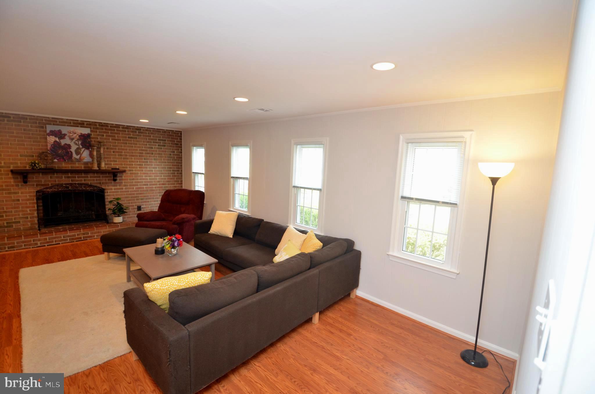 6302 Glenbard Road Burke, VA 22015 - Photo 11 of 26 Gallery Image 11