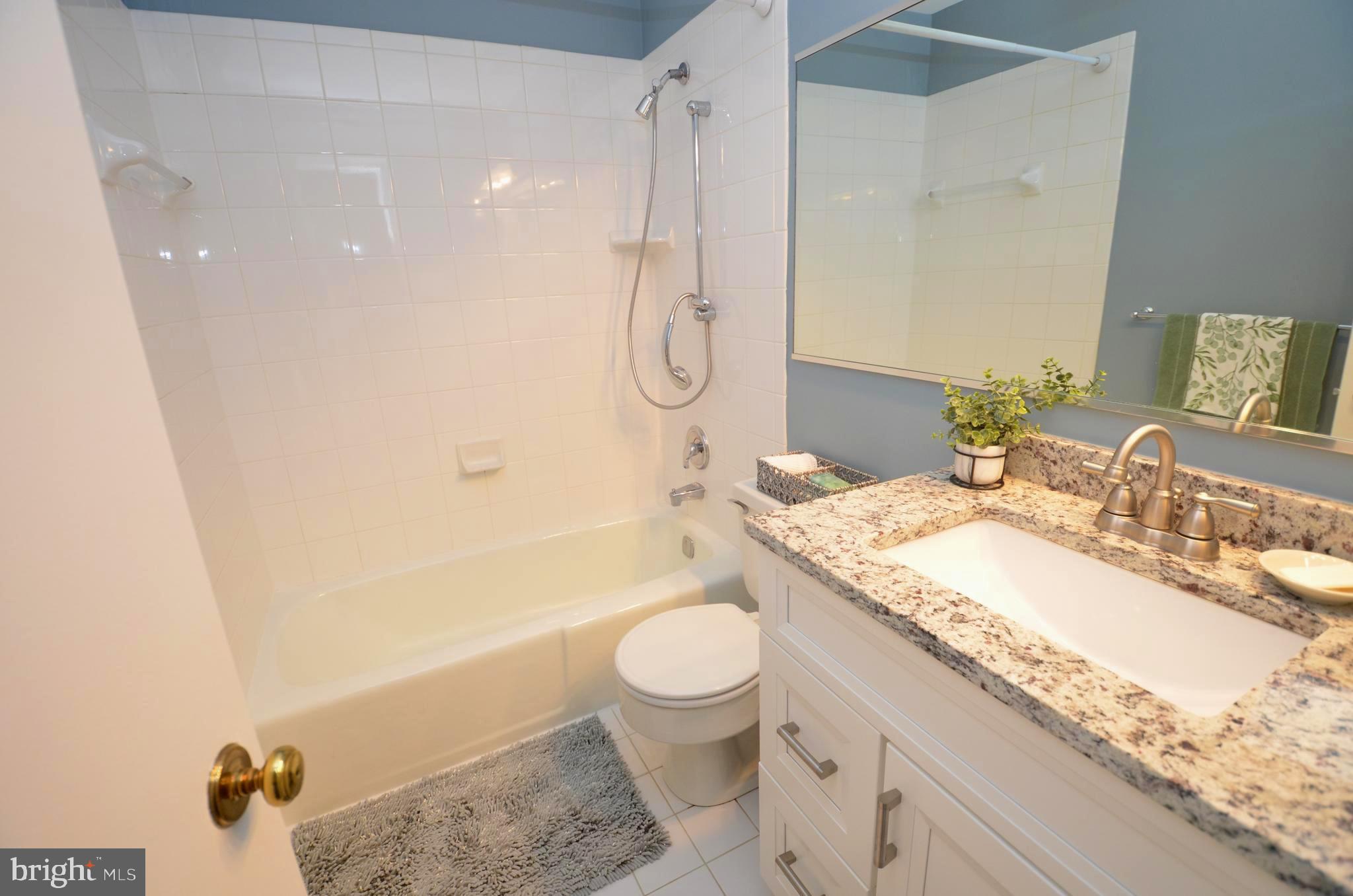 6302 Glenbard Road Burke, VA 22015 - Photo 18 of 26 Gallery Image 18
