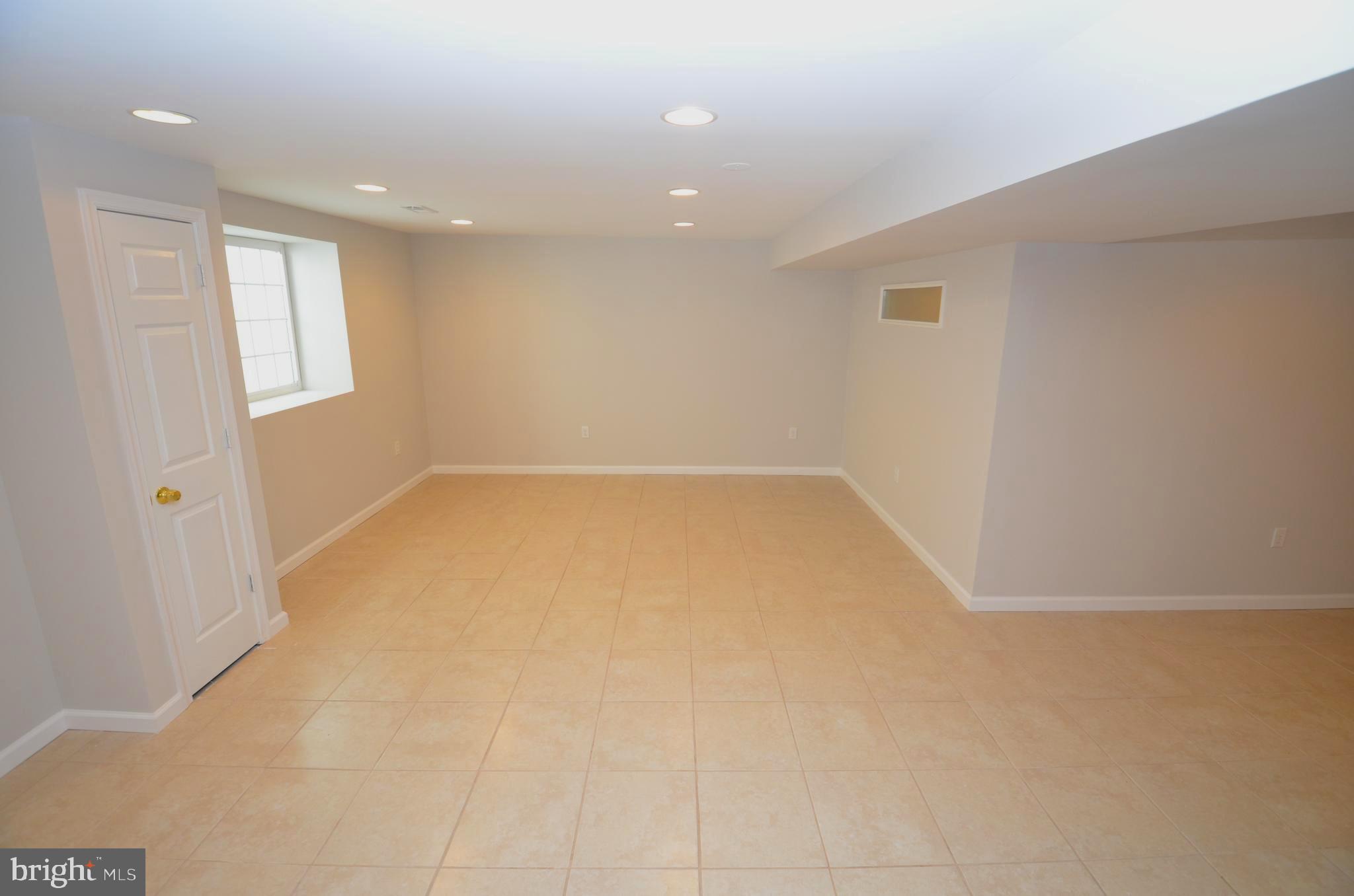 6302 Glenbard Road Burke, VA 22015 - Photo 21 of 26 Gallery Image 21
