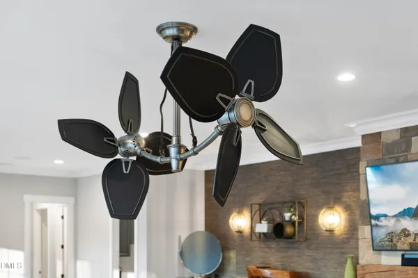 a view of a building with sitting area