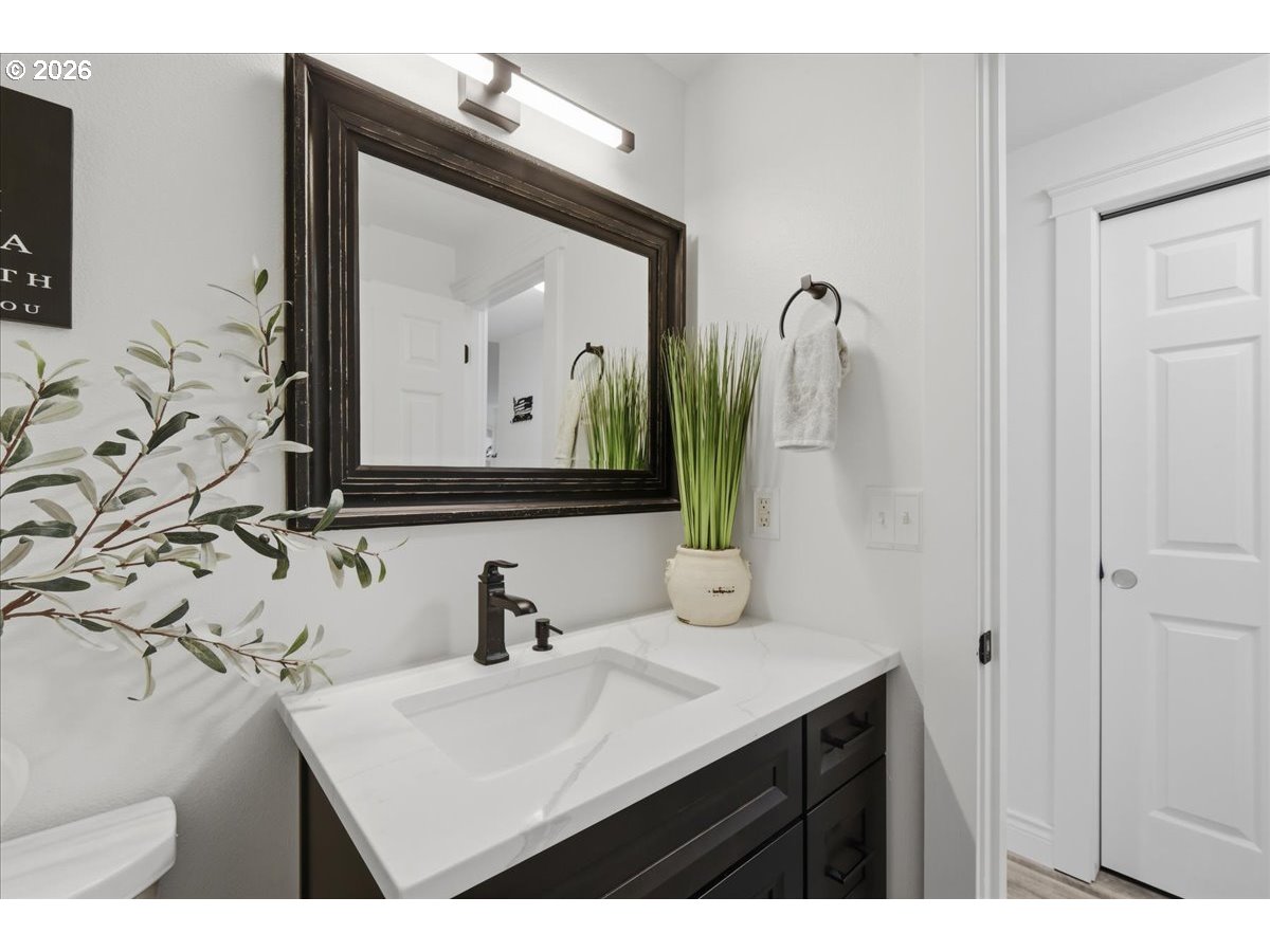 2000 North 5th Way Ridgefield, WA 98642 - Photo 30 of 39 Bathroom