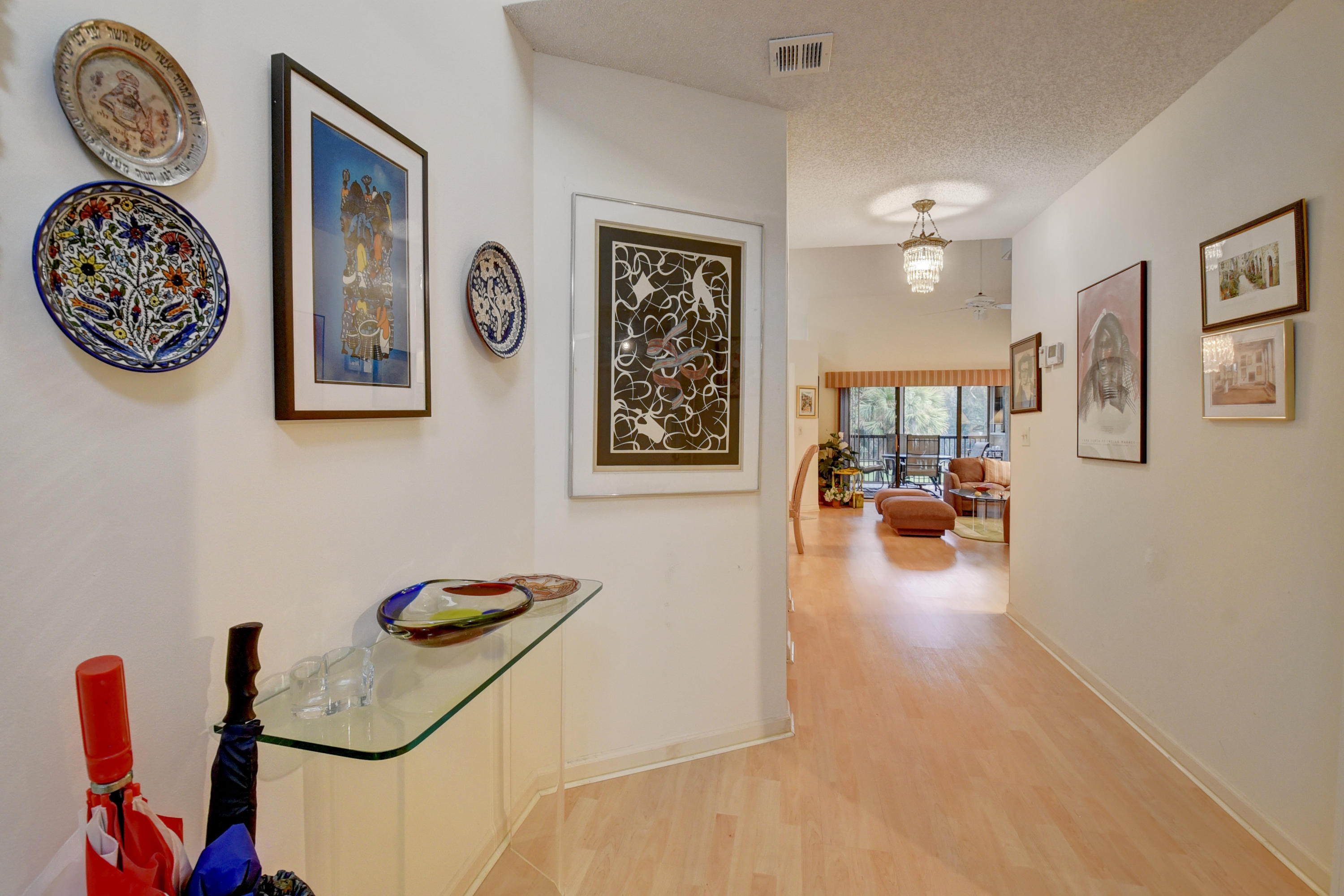 17380 Boca Club Boulevard, Unit 307 Boca Raton, FL 33487 - Photo 5 of 28 FOYER