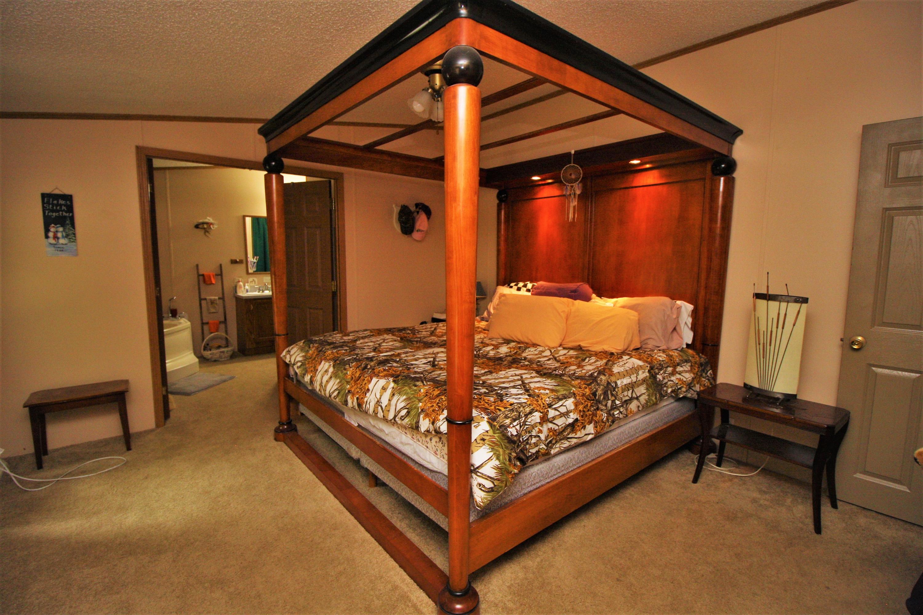 5706 Hayes Tower Road Gaylord, MI 49735 - Photo 9 of 27 Gallery Image 9