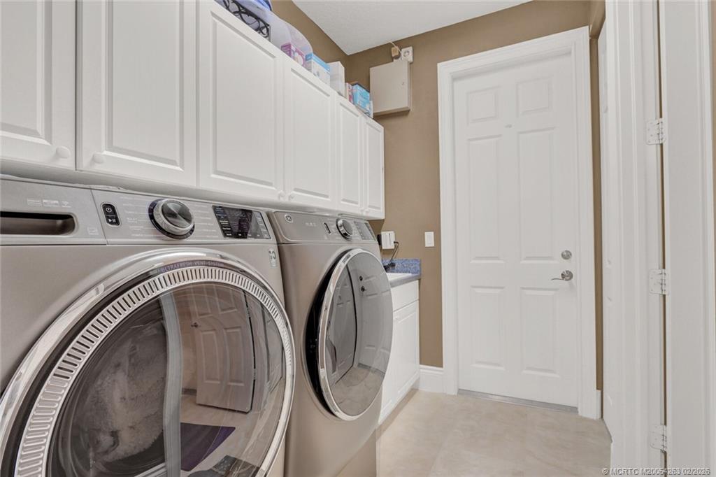 757 Southeast Ashley Oaks Way Stuart, FL 34997 - Photo 13 of 59