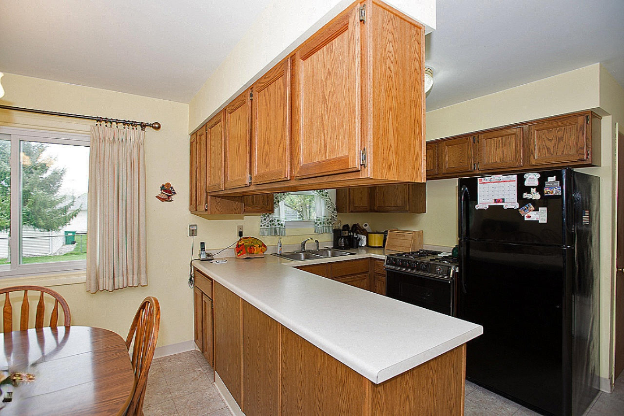 334 North 28th Street Springfield, MI 49037 - Photo 8 of 26 N 28th-14