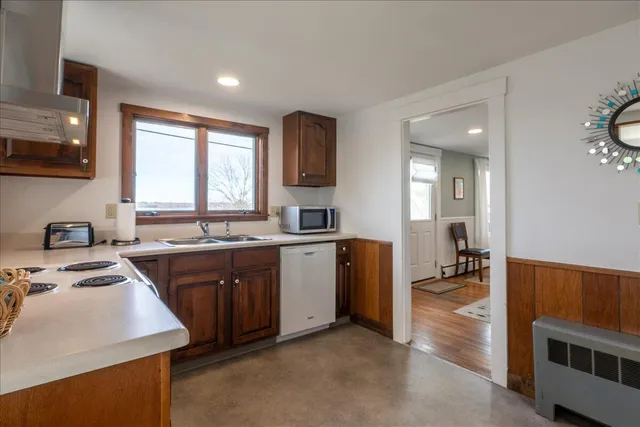 $479,000 | 524 Back Cove, Waldoboro, ME 04572