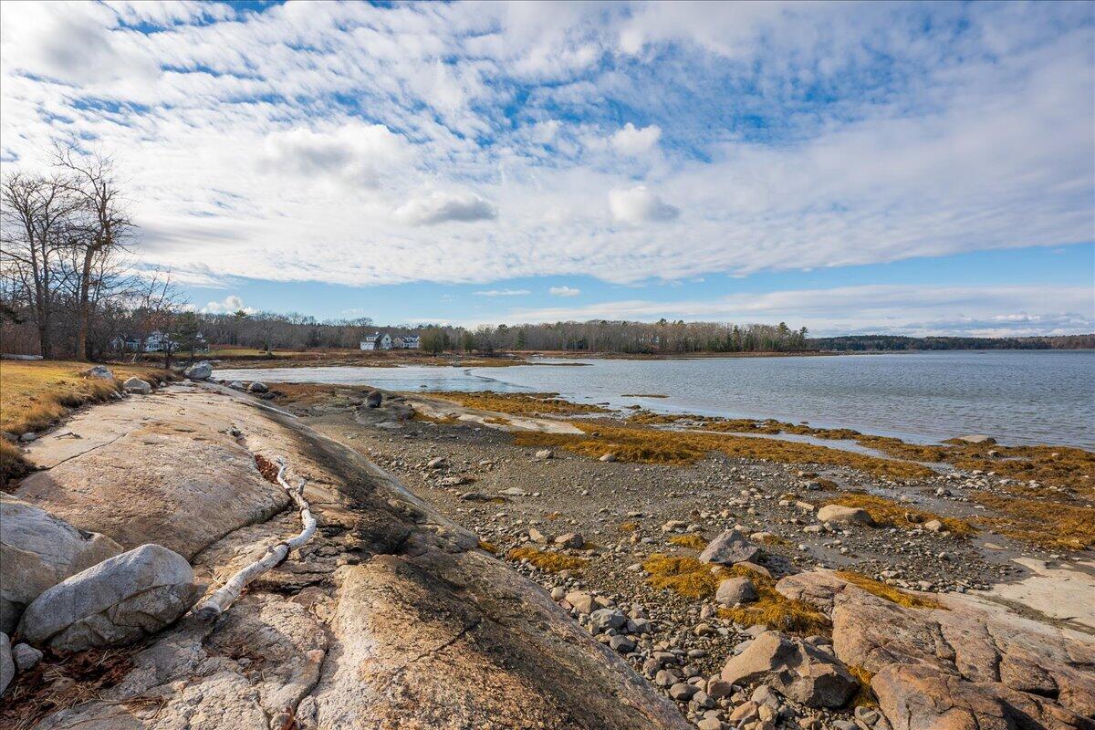 524 Back Cove Waldoboro, ME 04572 - Photo 40 of 61 58-524 Back Cove-125