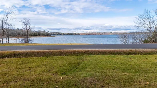 $479,000 | 524 Back Cove, Waldoboro, ME 04572