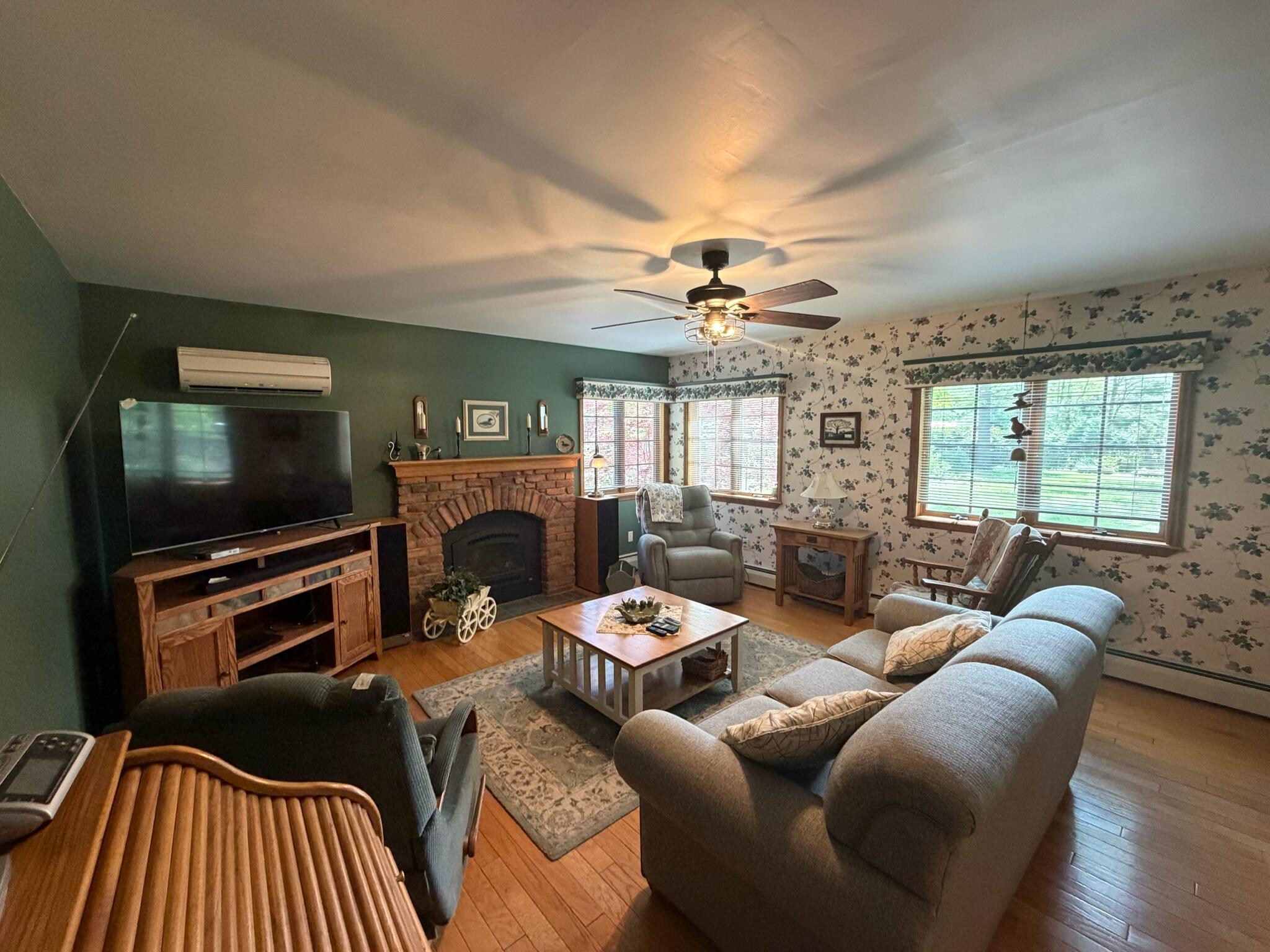 17 Pine Ridge Drive Morrisonville, NY 12962 - Photo 10 of 31 IMG_2535