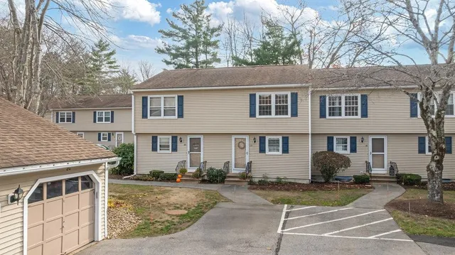 $375,000 | 56 Durham Road, Unit 19, Dover, NH 03820