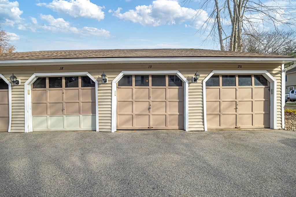 56 Durham Road, Unit 19 Dover, NH 03820 - Photo 43 of 53