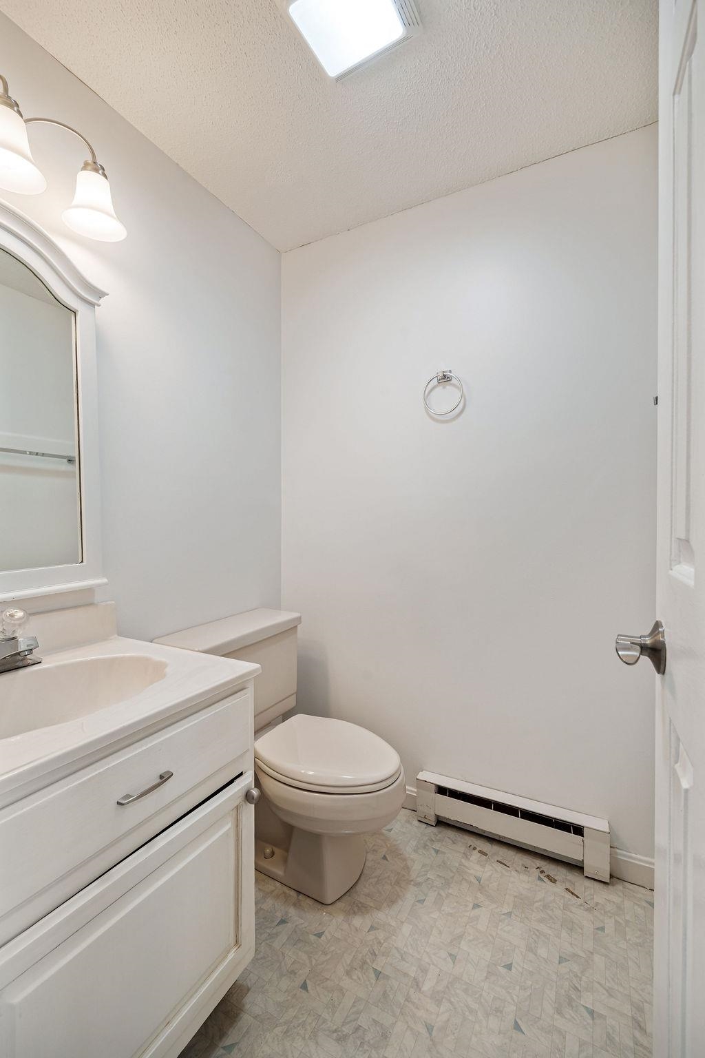 56 Durham Road, Unit 19 Dover, NH 03820 - Photo 8 of 53