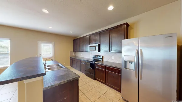 $258,000 | 6814 Puente Fields, Converse, TX 78109