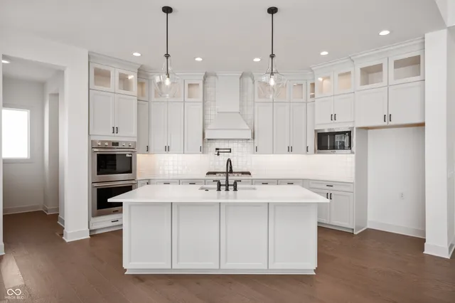 $1,199,999 | 1439 Chatham Hills Boulevard, Westfield, IN 46074