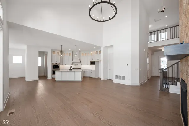 $1,199,999 | 1439 Chatham Hills Boulevard, Westfield, IN 46074